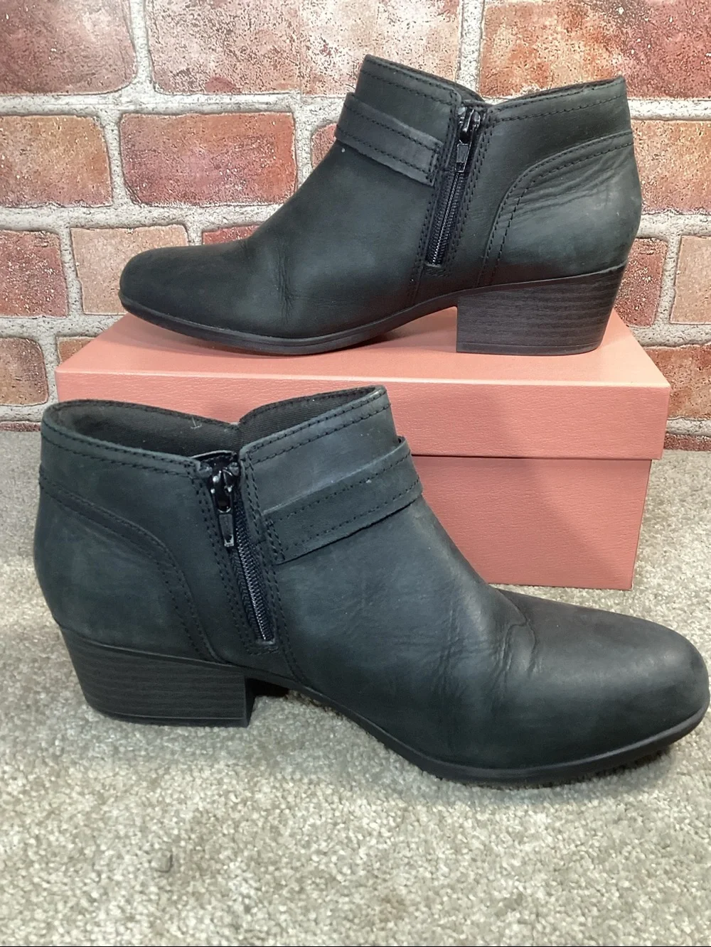 Clarks Adreena Hope Womens black ankle boots size 8.5